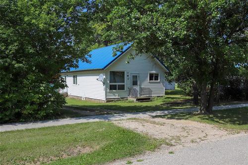 6 3Rd Avenue N, Lundar, MB - Outdoor