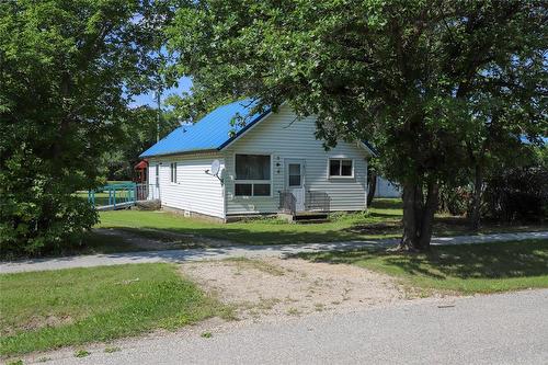 6 3Rd Avenue N, Lundar, MB - Outdoor