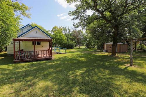 6 3Rd Avenue N, Lundar, MB - Outdoor With Deck Patio Veranda With Backyard