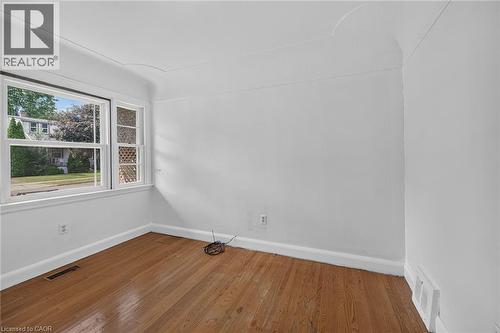 47 Broadway Avenue, Hamilton, ON - Indoor Photo Showing Other Room