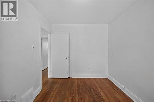 47 Broadway Avenue, Hamilton, ON - Indoor Photo Showing Other Room