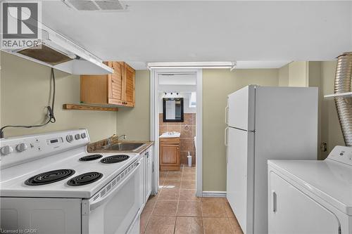 47 Broadway Avenue, Hamilton, ON - Indoor