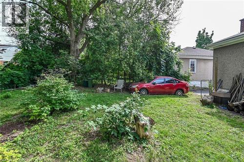 47 Broadway Avenue, Hamilton, ON - Outdoor