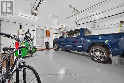2265 Binbrook Road, Hamilton, ON - Indoor Photo Showing Garage