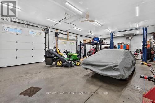 2265 Binbrook Road, Hamilton, ON - Indoor Photo Showing Garage