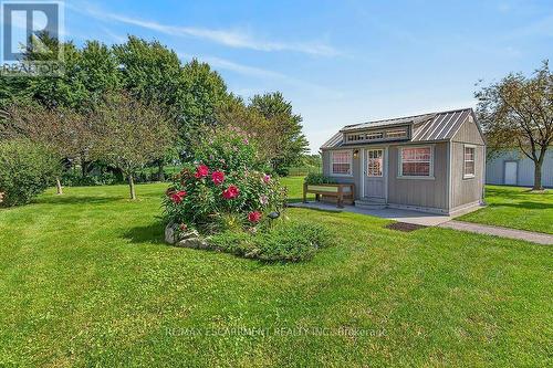2265 Binbrook Road, Hamilton, ON - Outdoor