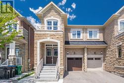 5 BAFFIN CRESCENT  Brampton, ON L7A 4K7