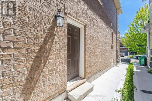 5 Baffin Crescent, Brampton, ON - Outdoor