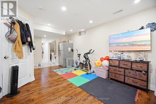 5 Baffin Crescent, Brampton, ON - Indoor