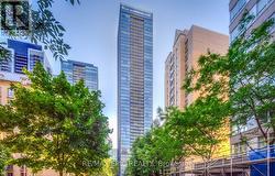 4806 - 101 CHARLES STREET E  Toronto, ON M4Y 0A9
