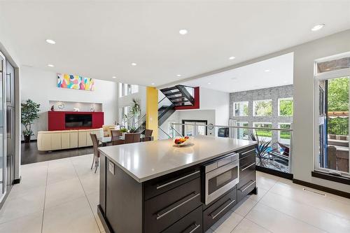 79 Portside Drive, Winnipeg, MB - Indoor