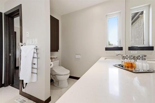 79 Portside Drive, Winnipeg, MB - Indoor Photo Showing Bathroom