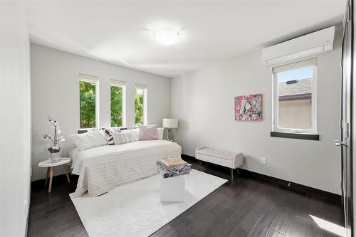 79 Portside Drive, Winnipeg, MB - Indoor Photo Showing Bedroom