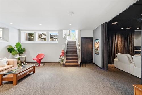 79 Portside Drive, Winnipeg, MB - Indoor