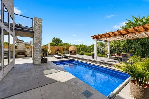 79 Portside Drive, Winnipeg, MB - Outdoor With In Ground Pool With Backyard