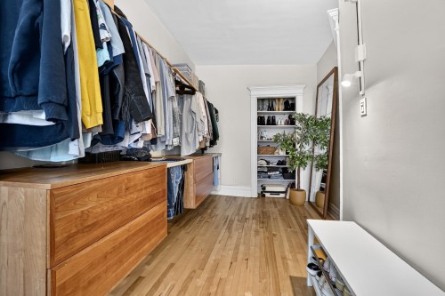 Closet - 6805  - 6813 Rue Waverly, Montréal (Villeray/Saint-Michel/Parc-Extension), QC - Indoor With Storage