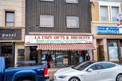 1180 St. Clair Avenue WToronto, ON M6E 1B4