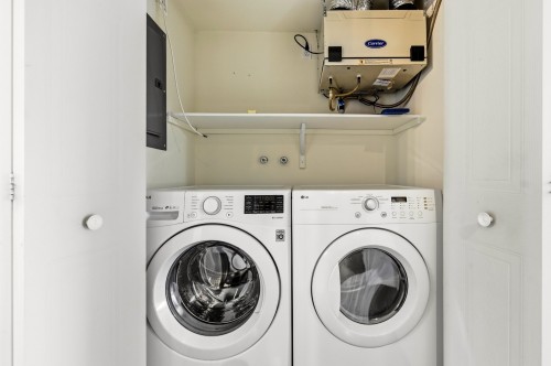 Laundry - 2-5790 Rue Chevalier, Brossard, QC - Indoor Photo Showing Laundry Room