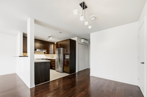Interior - 2-5790 Rue Chevalier, Brossard, QC - Indoor Photo Showing Kitchen