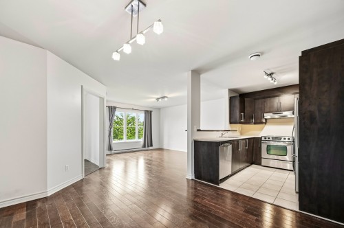 Interior - 2-5790 Rue Chevalier, Brossard, QC - Indoor Photo Showing Kitchen