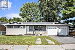 33-B MAJESTIC DRIVE  Ottawa, ON K2G 1C6