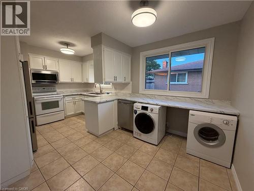 70 Eagen Drive Unit# Upper Level, Kitchener, ON - Indoor Photo Showing Laundry Room