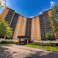 1116 - 2020 JASMINE CRESCENT  Ottawa, ON K1J 8K5