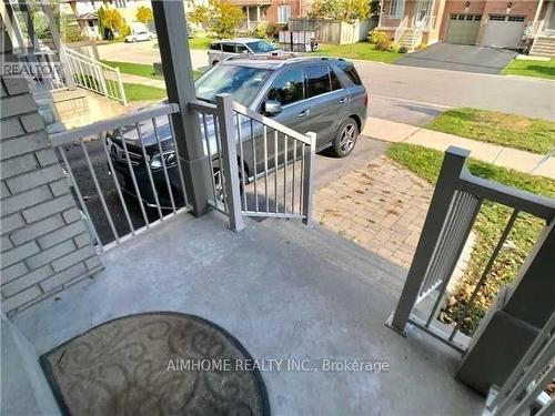 42 HOLMWOOD STREET , Richmond Hill, Ontario L4B 4K5 2