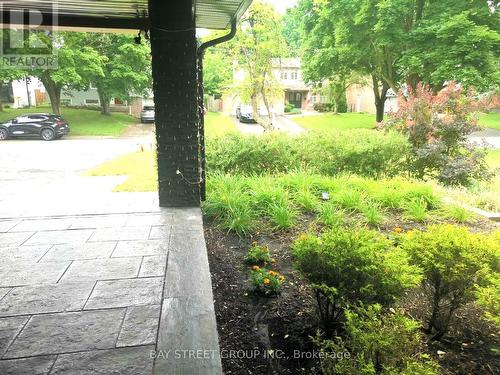 24 AVONDALE CRESCENT , Markham, Ontario L3P 2K1 3
