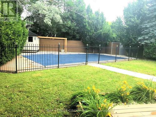 24 AVONDALE CRESCENT , Markham, Ontario L3P 2K1 5