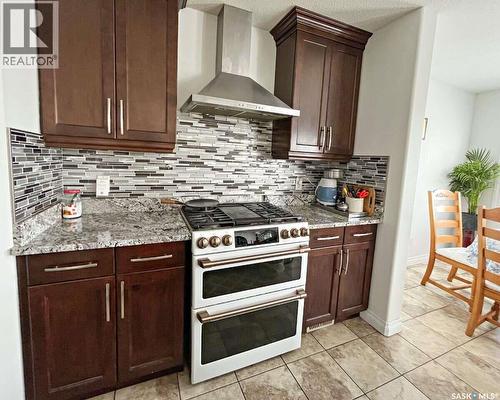 5280 Aerial Crescent, Regina, SK - Indoor Photo Showing Kitchen