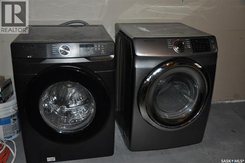 2261 Mcara Street, Regina, SK - Indoor Photo Showing Laundry Room