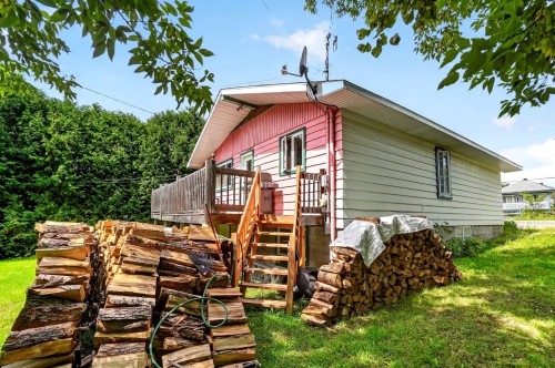 Back of Structure - 100 Rue Durand, Sainte-Émélie-De-L'Énergie, QC - Outdoor