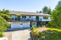 1854 Mt. Newton Cross Rd  Central Saanich, BC V8M 1L1