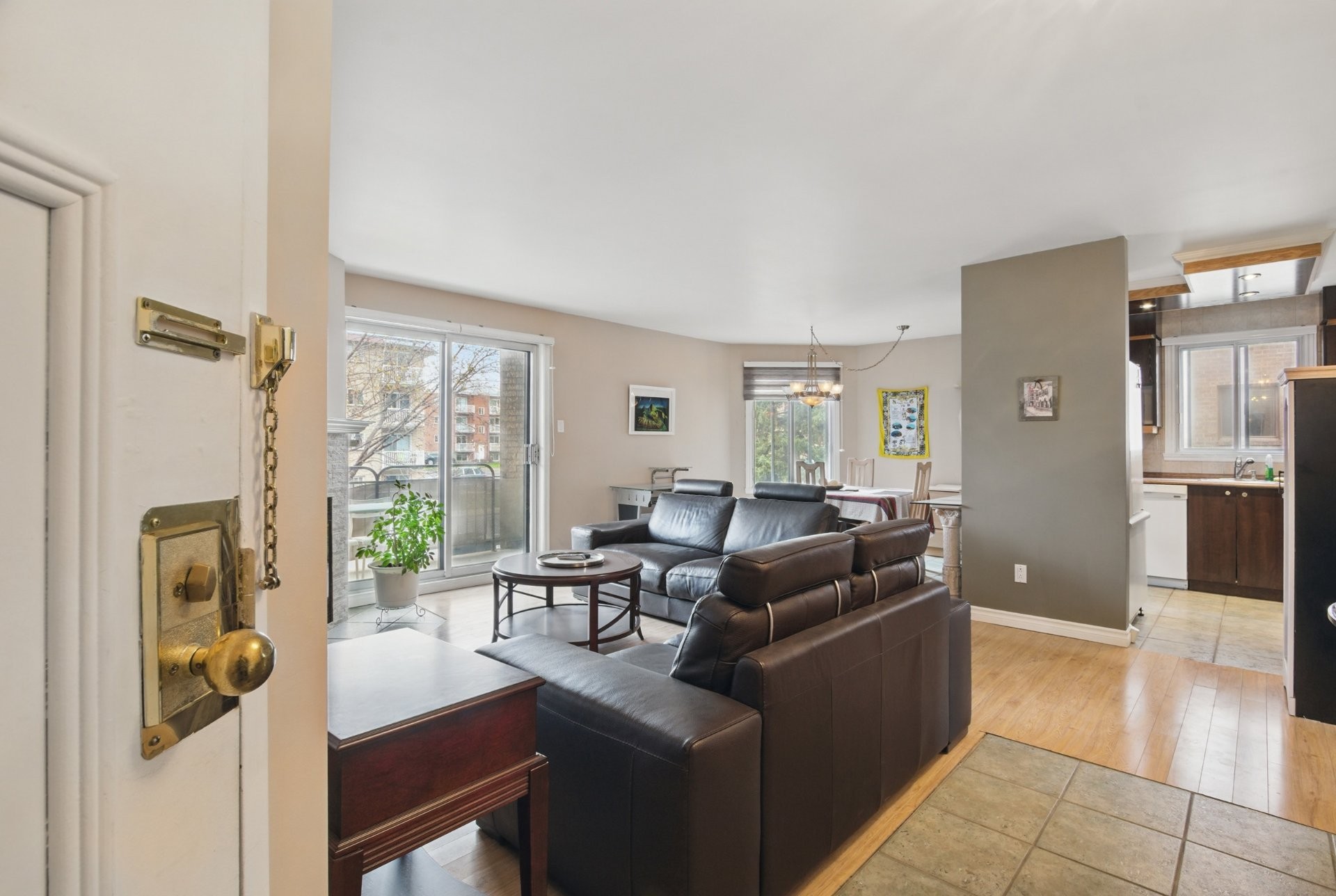 4 1855 Rue Jean Picard — photo 3
