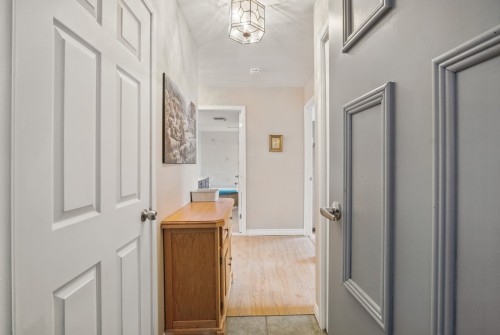 Corridor - 4-1855 Rue Jean-Picard, Laval (Chomedey), QC - Indoor Photo Showing Other Room