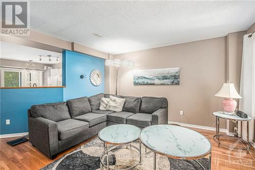 429 WINCANTON DRIVE , Ottawa, Ontario K4A 3X9 3