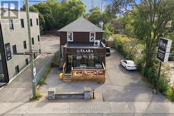 727 CHURCHILL AVENUE  Ottawa, ON K1Z 5G7