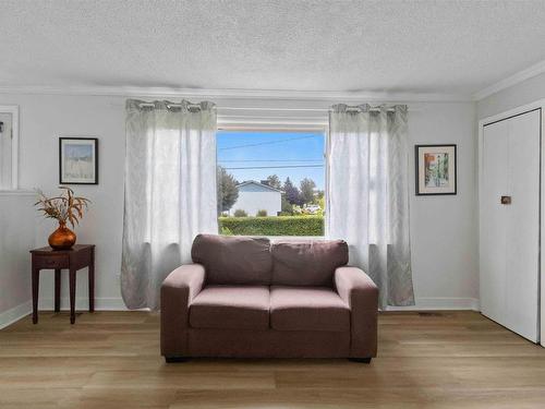 2 Kelly Street, Halifax, NS - Indoor Photo Showing Living Room