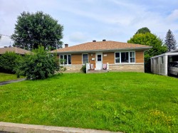 214 13e Avenue  Saint-Jean-Sur-Richelieu, QC J2X 1C6