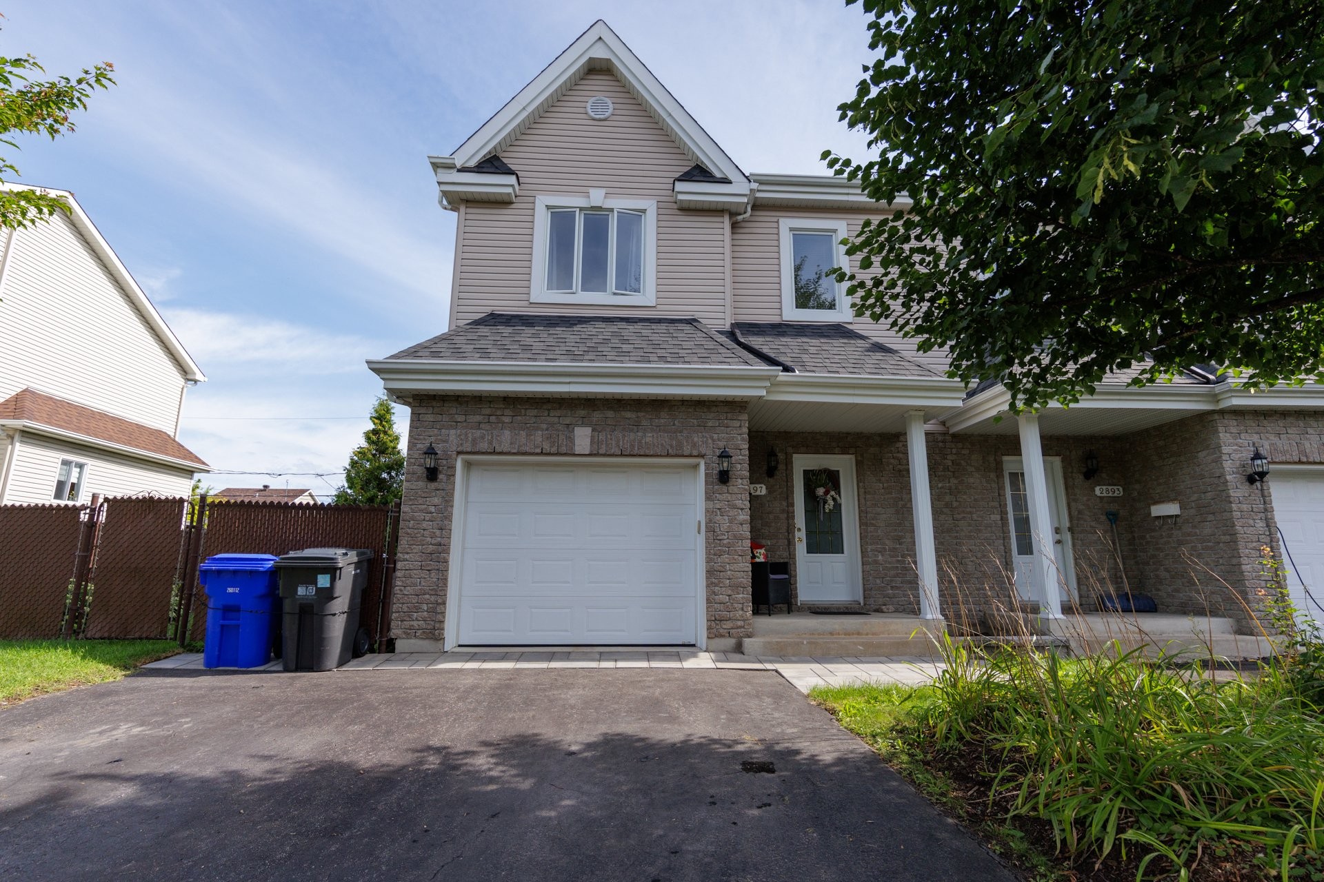 2897 Rue Montcalm — photo 1