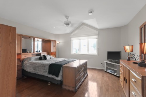 Chambre à coucher principale - 108 Rue Vanier, Saint-Constant, QC - Indoor Photo Showing Bedroom