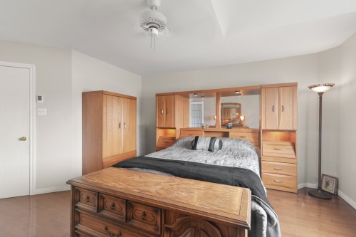 Chambre à coucher principale - 108 Rue Vanier, Saint-Constant, QC - Indoor Photo Showing Bedroom