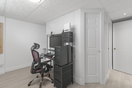 Chambre à coucher - 108 Rue Vanier, Saint-Constant, QC - Indoor Photo Showing Office