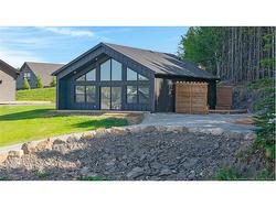 85 Old Lake Trail Saint John, NB E2J 5E1