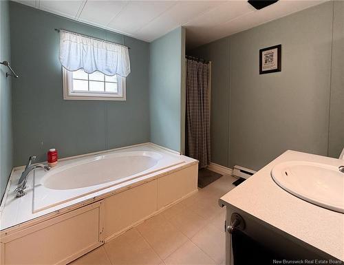 153 Moore St, Fredericton, NB 