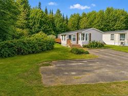 153 Moore ST  Fredericton, NB E3B 8L8