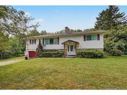 719 Glengarry Place  Fredericton, NB E3B 5Z8