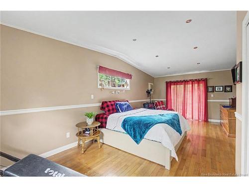 719 Glengarry Place, Fredericton, NB 