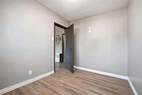 723 Mclean Ave, Selkirk, MB - Indoor Photo Showing Other Room